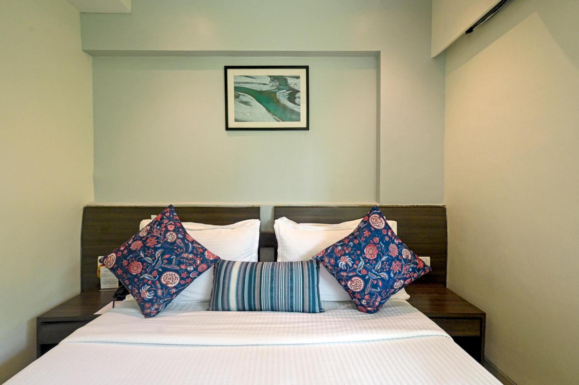 Hotel Le Grande - Mumbai International Airport Zewnętrze zdjęcie