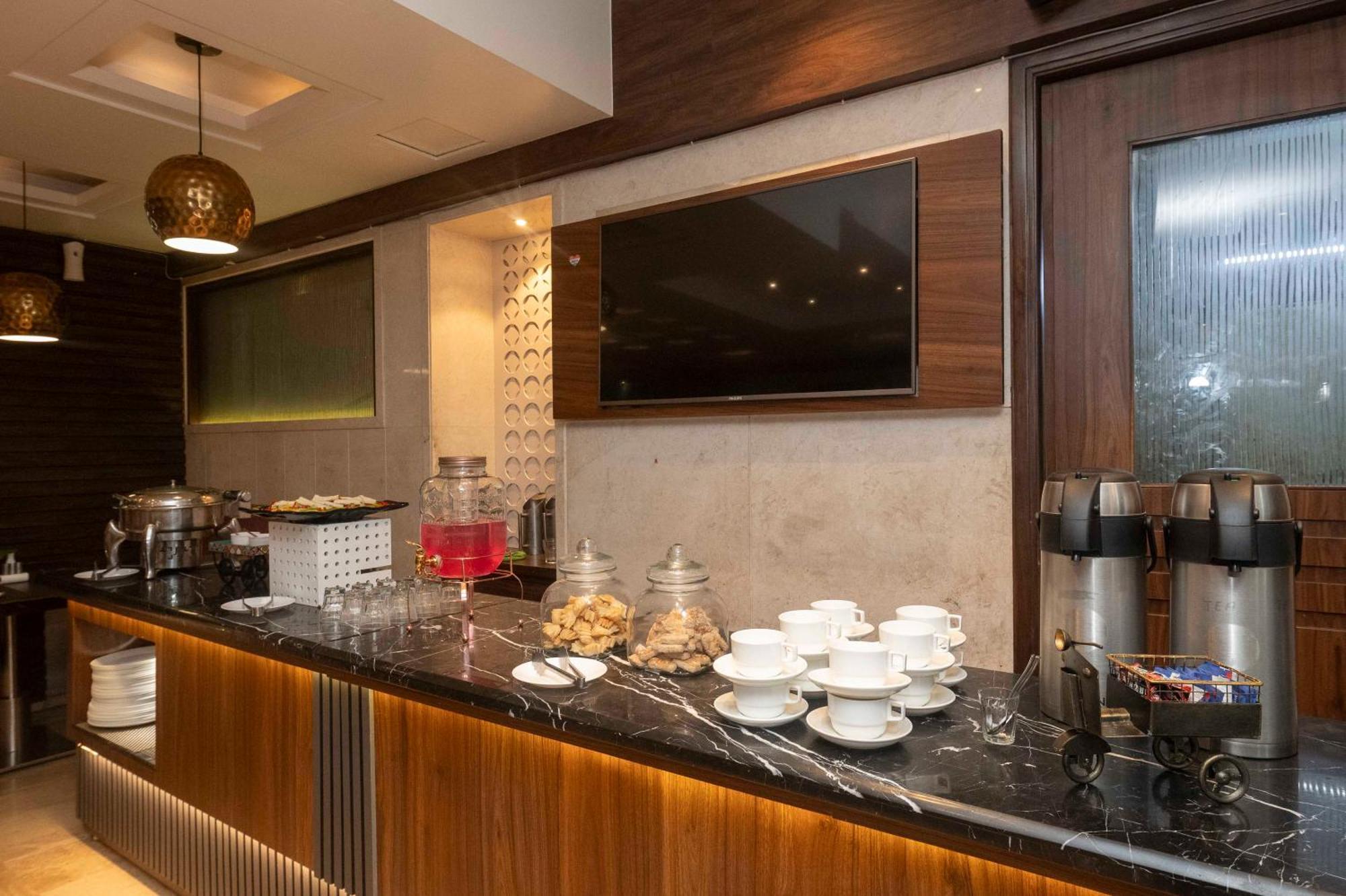 Hotel Le Grande - Mumbai International Airport Zewnętrze zdjęcie