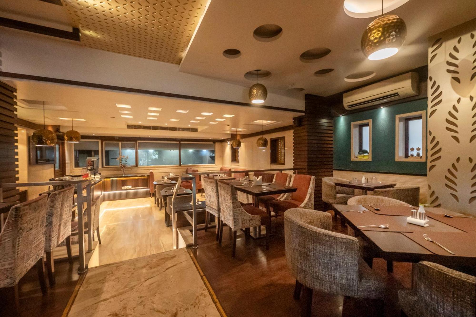 Hotel Le Grande - Mumbai International Airport Zewnętrze zdjęcie