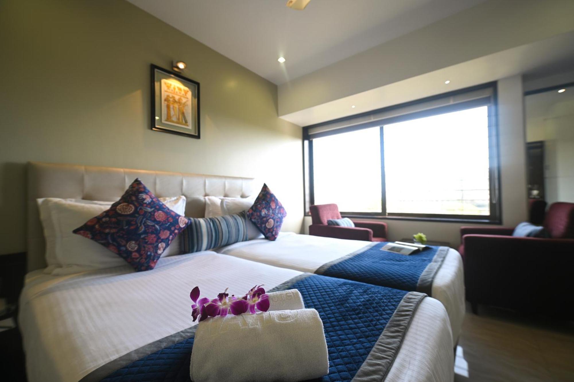 Hotel Le Grande - Mumbai International Airport Zewnętrze zdjęcie
