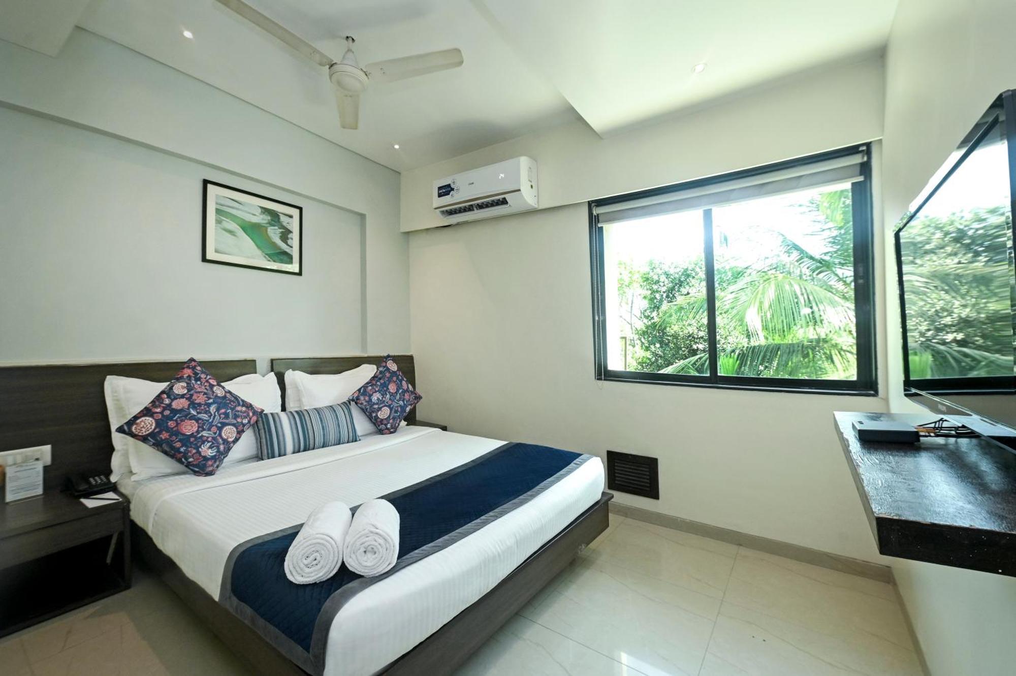 Hotel Le Grande - Mumbai International Airport Zewnętrze zdjęcie